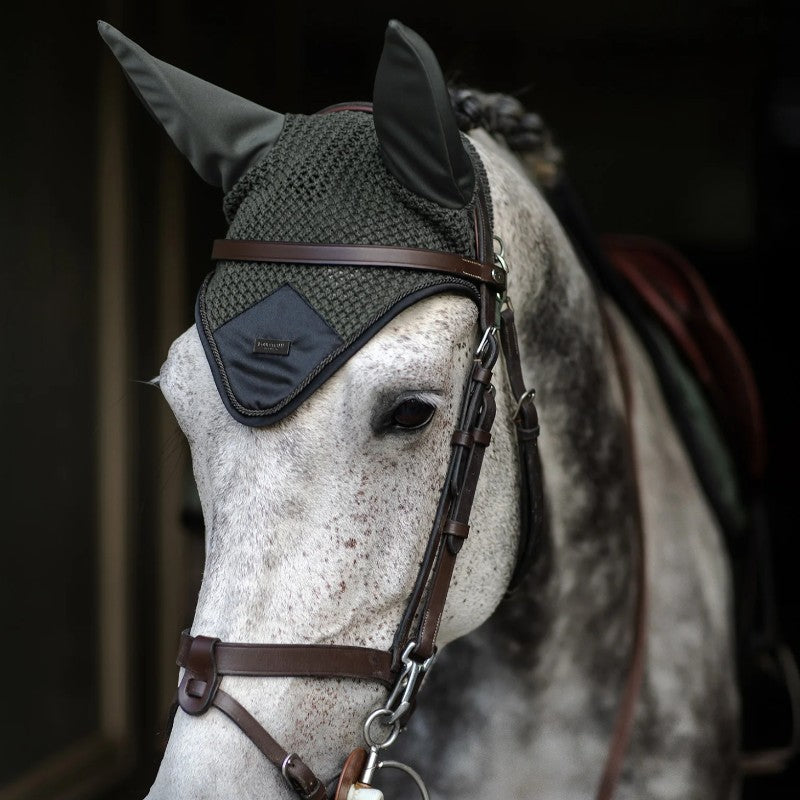 Equestrian Stockholm - Bonnet pour chevaux Modern Avenue Green vert armé | - Ohlala