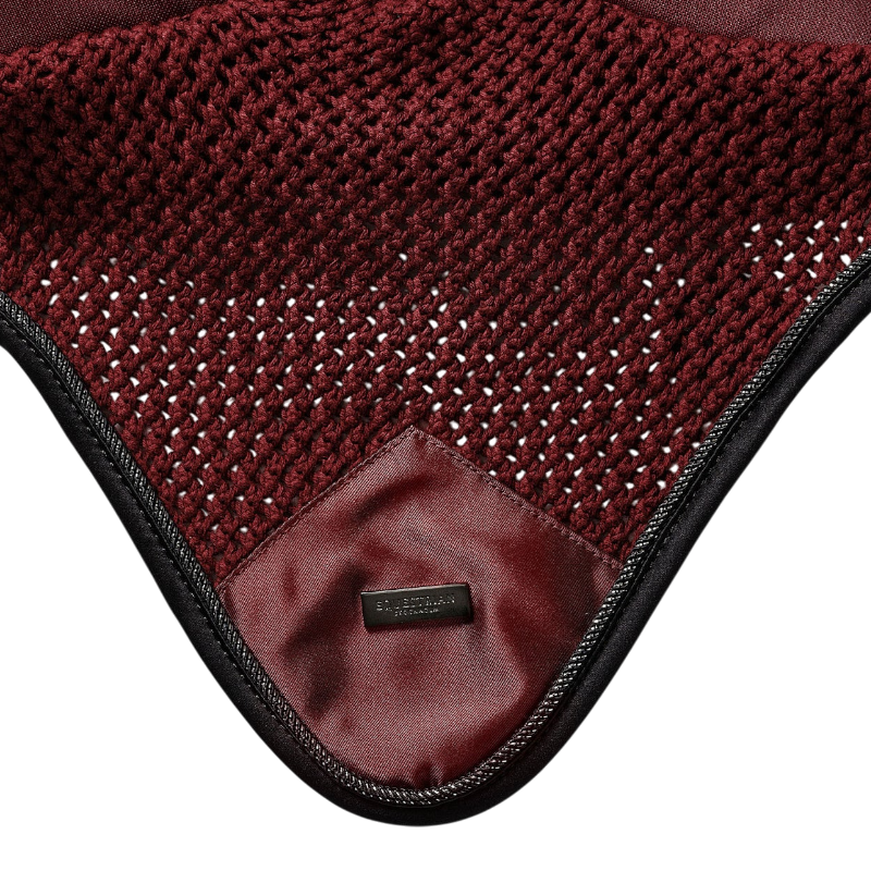 Equestrian Stockholm - Bonnet pour chevaux Twill Luxe rouge foncé | - Ohlala