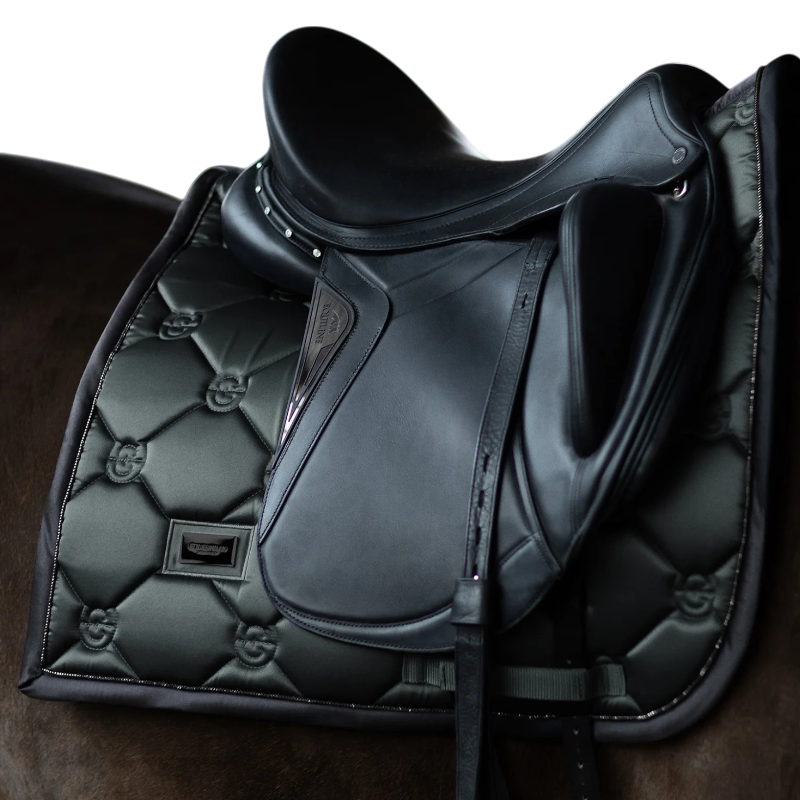 Equestrian Stockholm - Tapis de dressage Avenue Green vert armé | - Ohlala