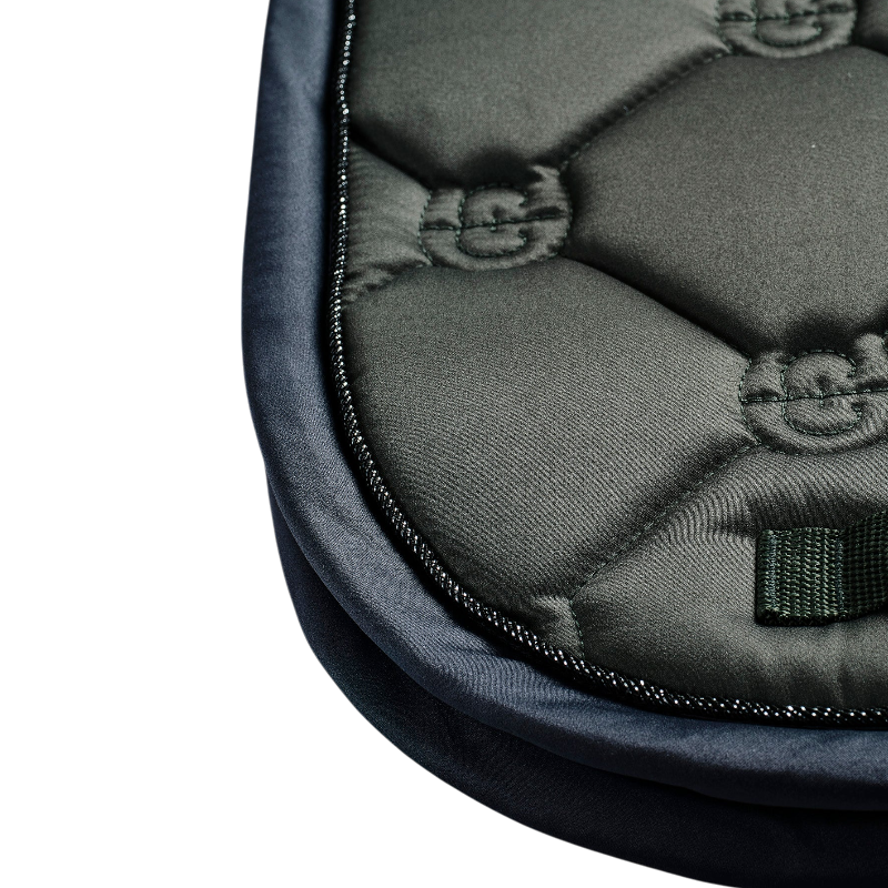 Equestrian Stockholm - Tapis de selle Avenue Green vert armé | - Ohlala