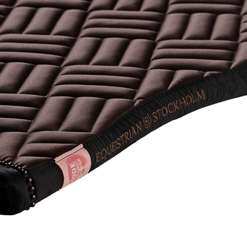 Equestrian Stockholm - Tapis de selle Modern Mocha marron | - Ohlala