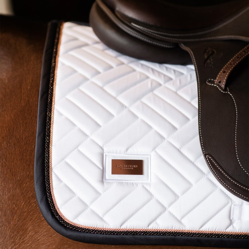 Equestrian Stockholm - Tapis de selle Modern Dark Ocean blanc/ marine | - Ohlala