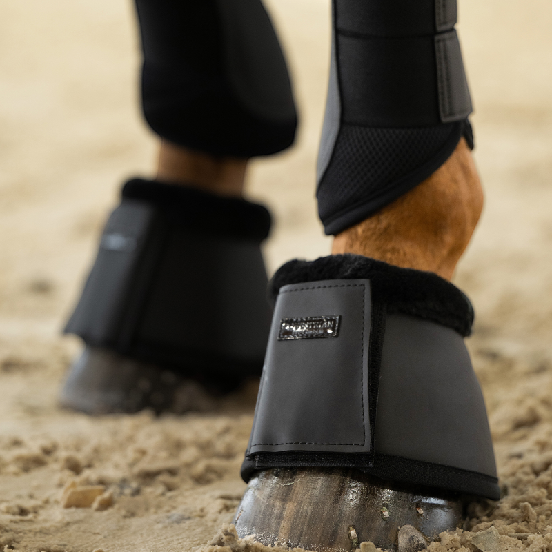Equestrian Stockholm - Cloches All Black | - Ohlala