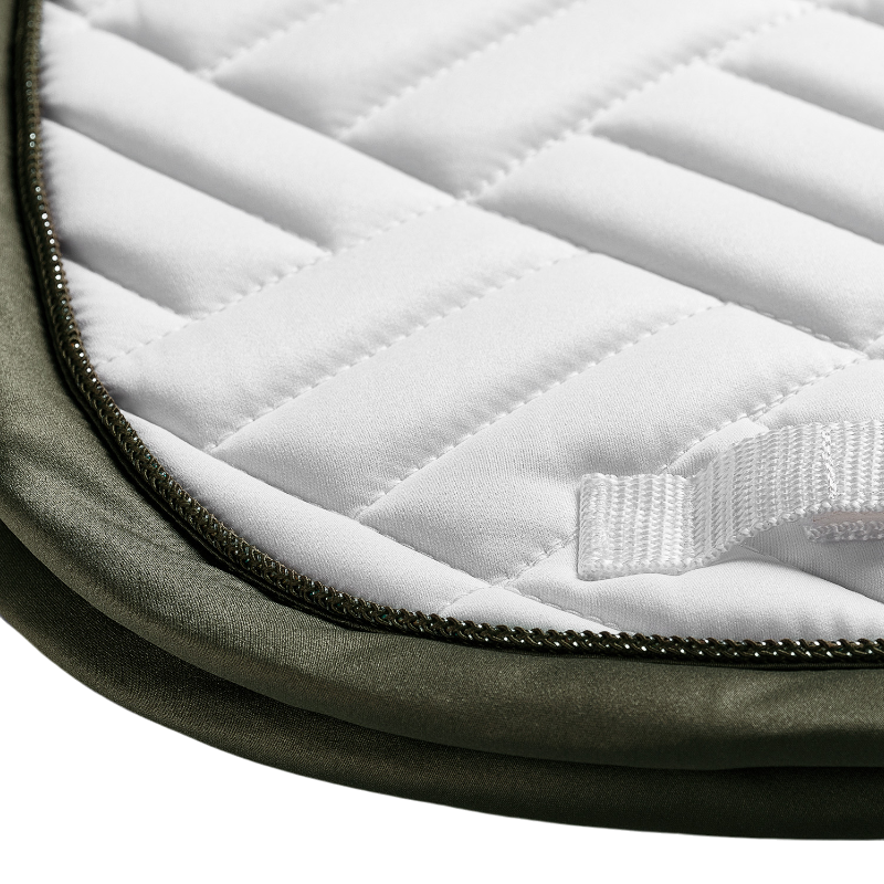 Equestrian Stockholm - Tapis de dressage Striking Valley Modern blanc | - Ohlala