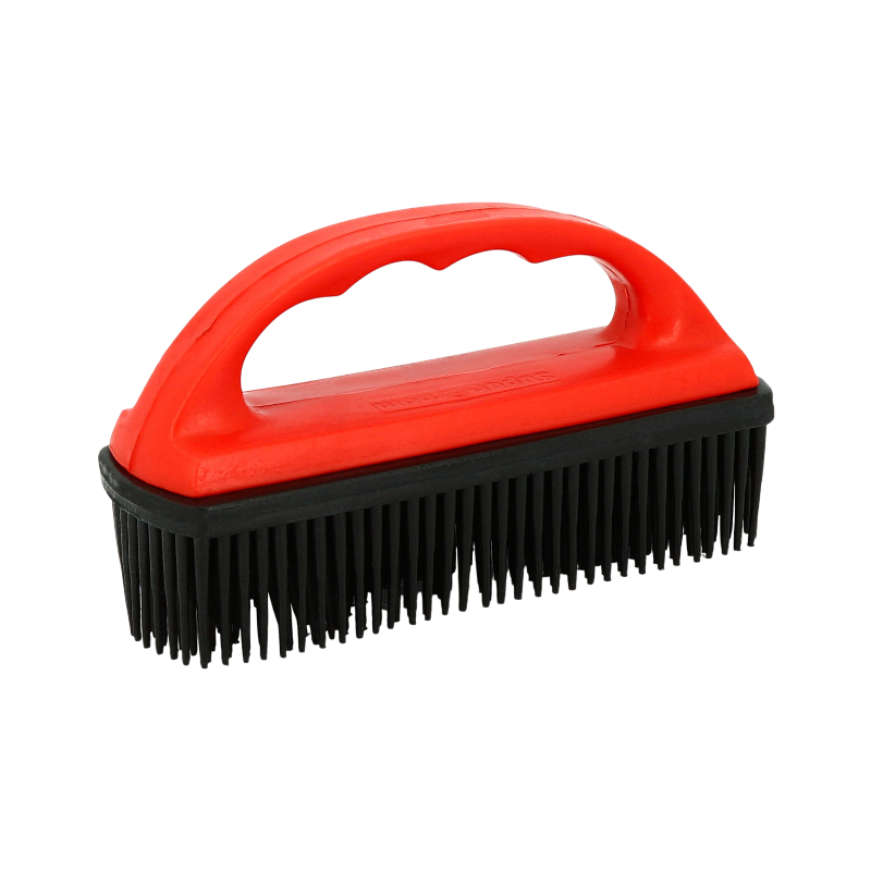 Hippotonic - Brosse en caoutchouc pour tapis noir/ rouge | - Ohlala