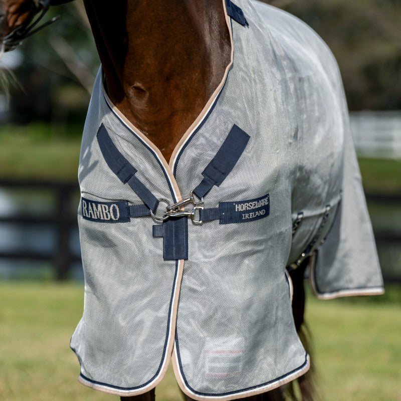 Horseware - Couverture anti-mouches Rambo Protector argent/ marine/ blanc/ beige | - Ohlala