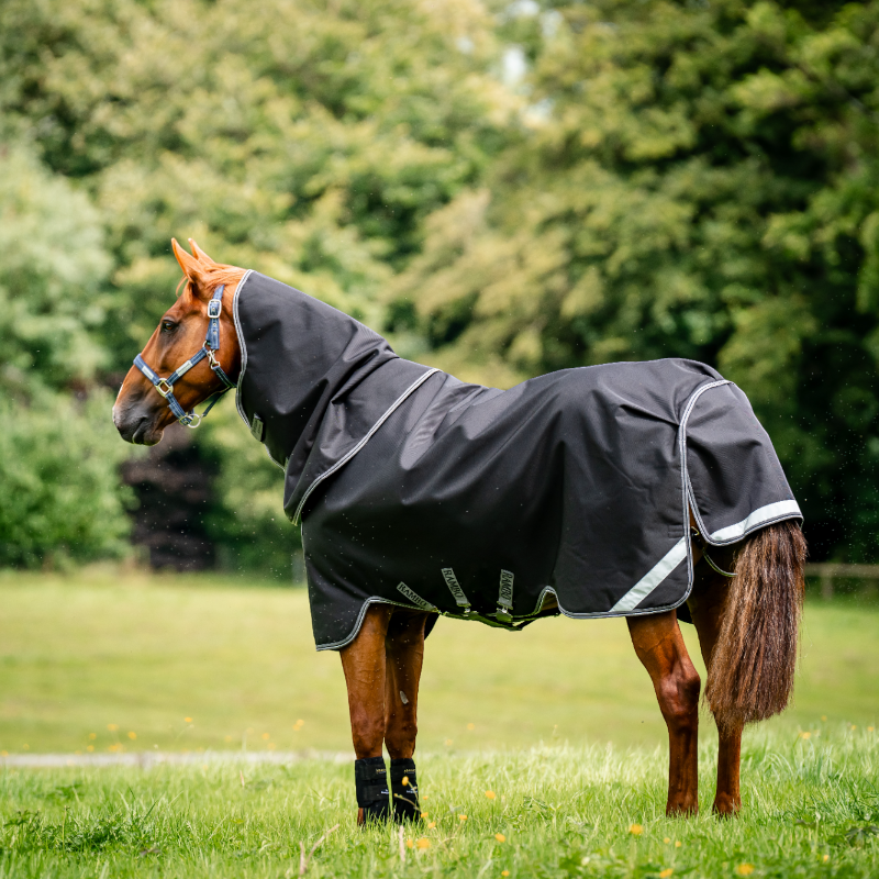 Horseware - Couverture d'extérieur Rambo Plus Turnout noir/ thunderstorm grey/ argent 100g | - Ohlala