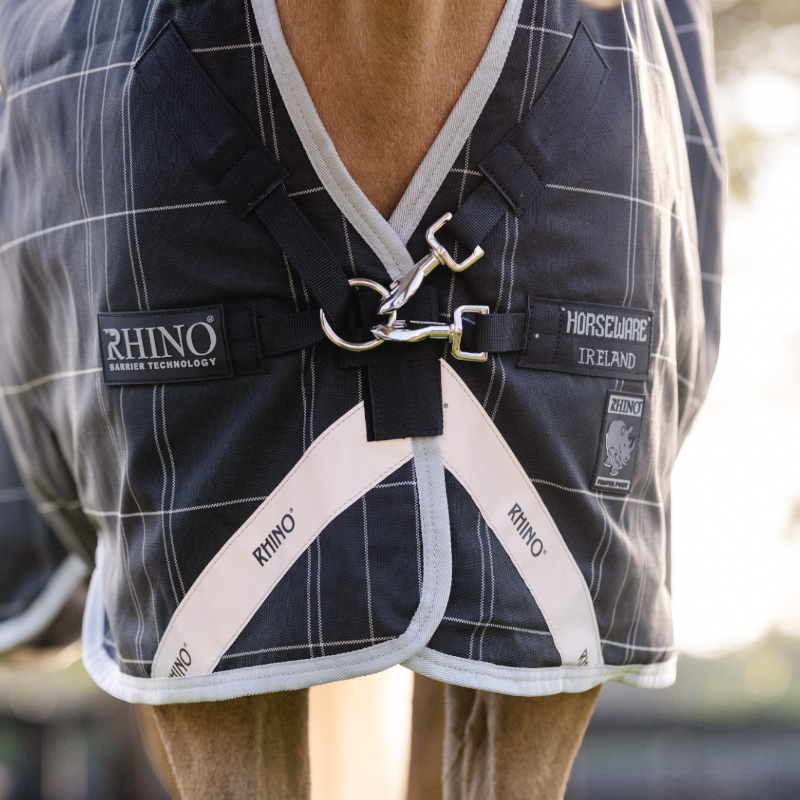 Horseware - Couverture d'extérieur Rhino Wug Pony Turnout noir/ gris/ blanc à carreaux 100g | - Ohlala