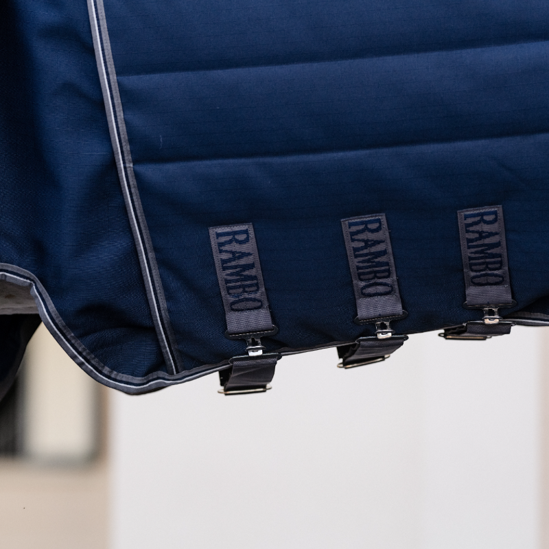 Horseware - Couverture de box Rambo Optimo Stable Plus marine/ thunderstorm grey/ argent 400g | - Ohlala