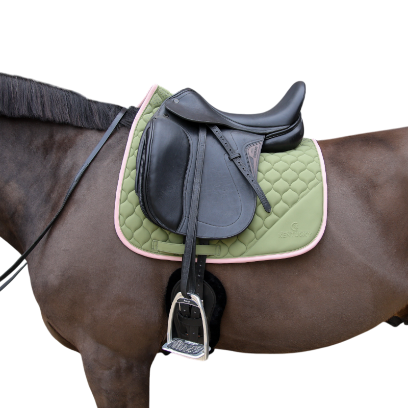 Kentucky Horsewear - Tapis de dressage Softshell Onion Quilt kaki/ vieux rose | - Ohlala