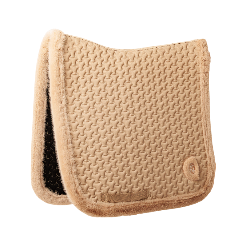 Kentucky Horsewear - Tapis de dressage fausse fourrrure tressée beige | - Ohlala