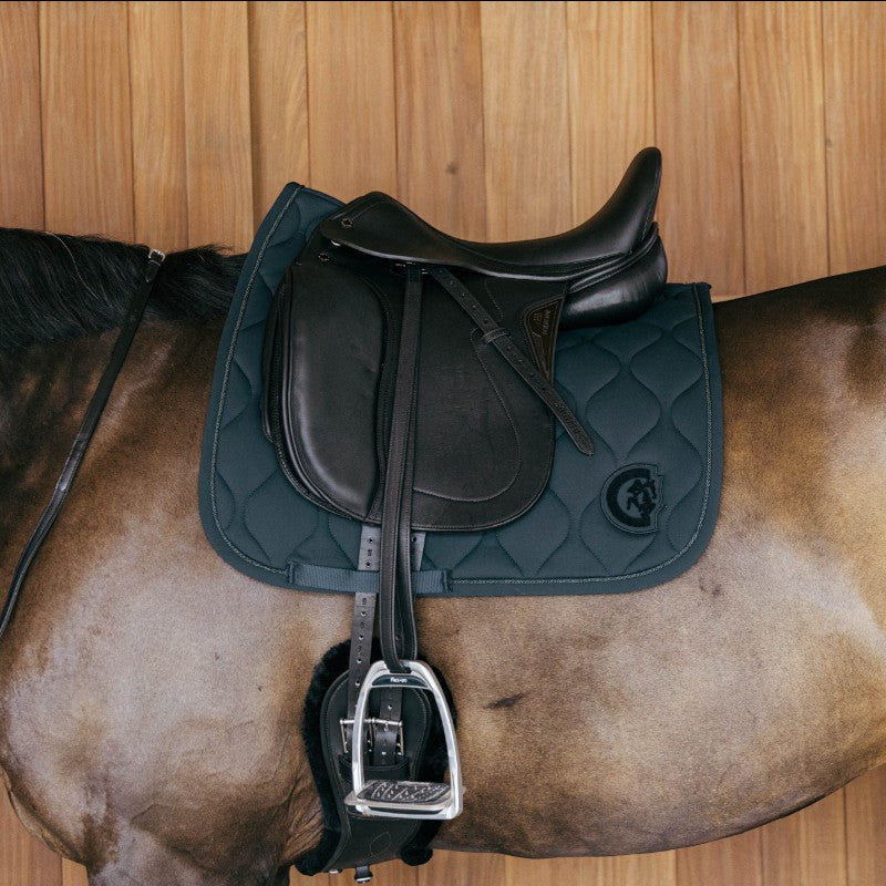 Kentucky Horsewear - Tapis de dressage Wave 3D logo vert sapin | - Ohlala