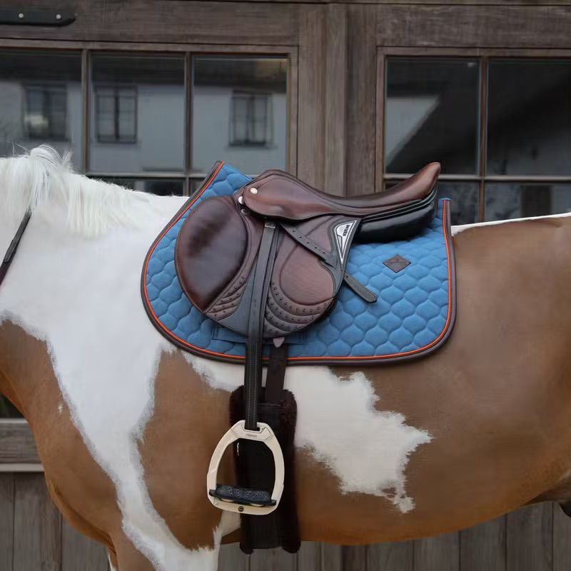 Kentucky Horsewear - Tapis de selle Onion Quilt Leather Neon bleu | - Ohlala