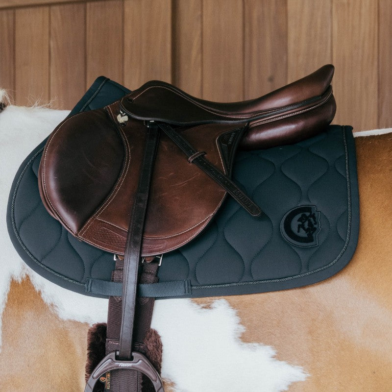 Kentucky Horsewear - Tapis de selle Wave jumping 3D logo vert | - Ohlala