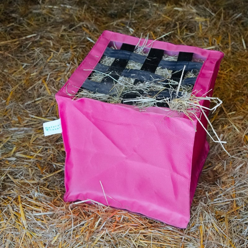 Natural' Innov - Sac à foin Natural'Kub édition limitée Octobre Rose | - Ohlala