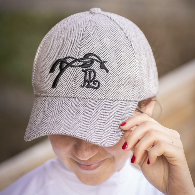 Pénélope - Casquette Naomi Chevron noir | - Ohlala