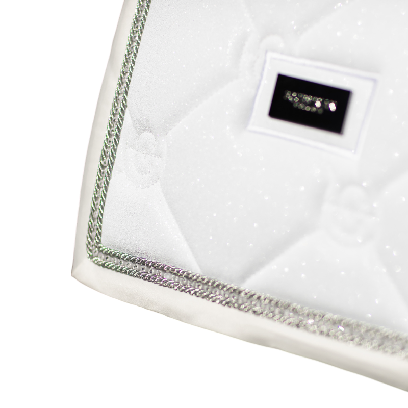 Equestrian Stockholm - Tapis de dressage Timeless White Glimmer blanc | - Ohlala