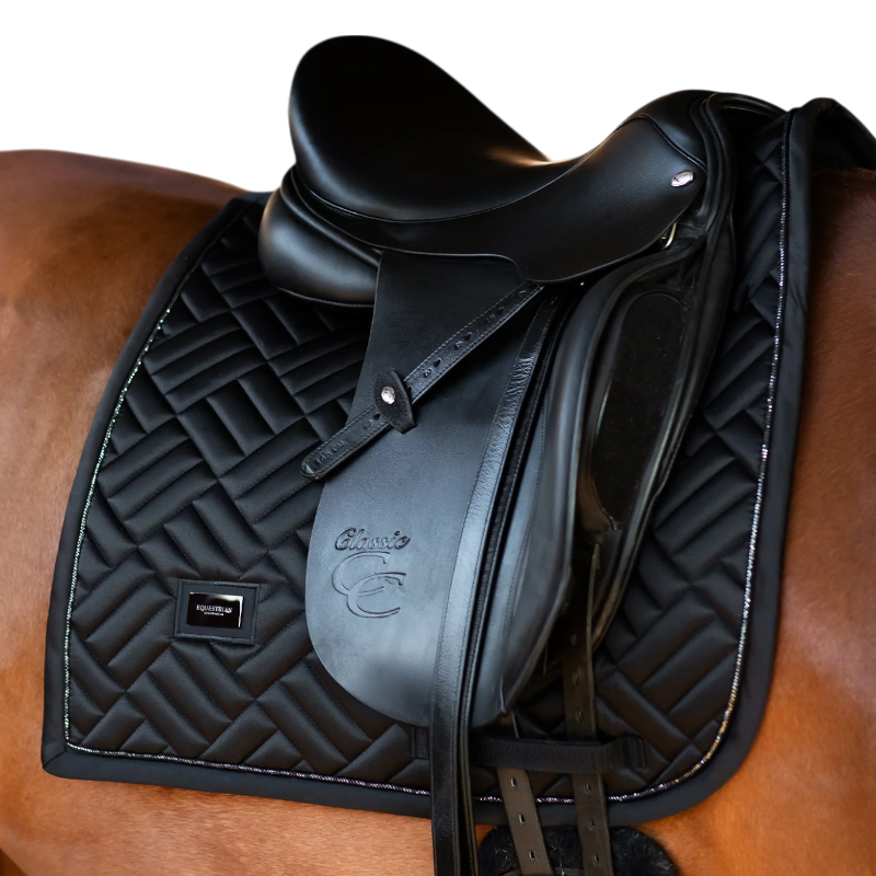 Equestrian Stockholm - Tapis de dressage Modern noir | - Ohlala