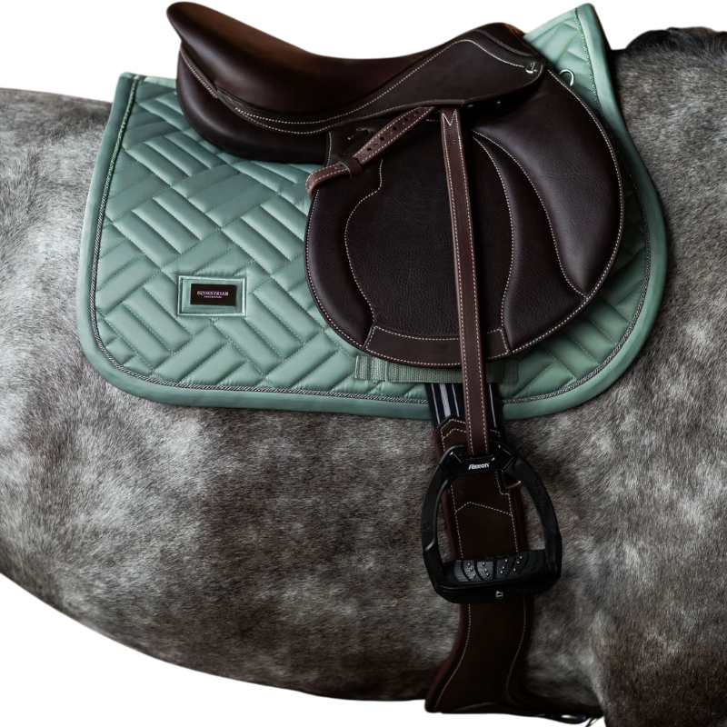 Equestrian Stockholm - Tapis de selle Modern Mint Green | - Ohlala