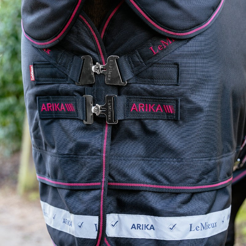 LeMieux - Couverture Arika Storm-Tek noir 100g | - Ohlala