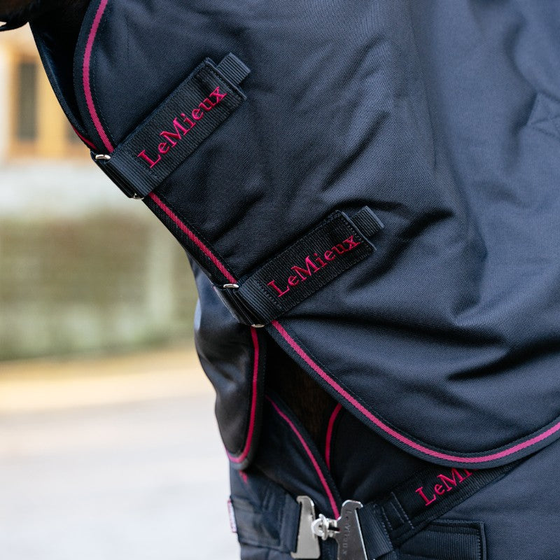 LeMieux - Couverture Arika Storm-Tek noir 200g | - Ohlala