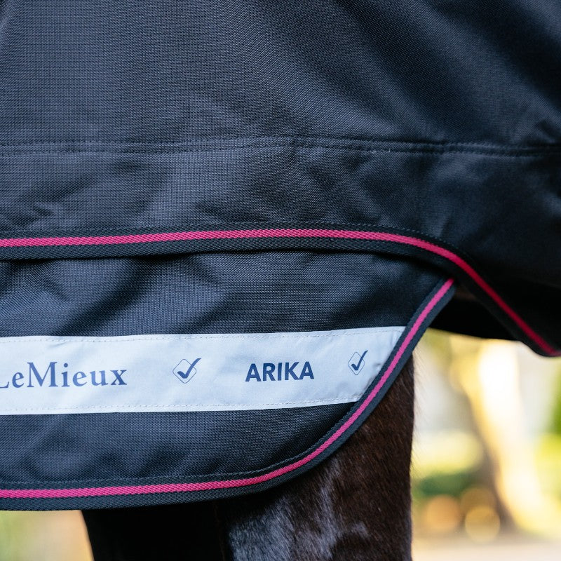 LeMieux - Couverture Arika Storm-Tek noir 200g | - Ohlala