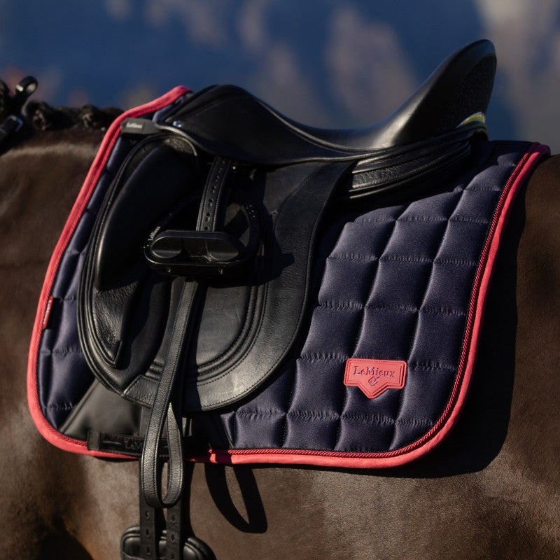 Lemieux - Tapis de dressage Square Loire Classic marine/ cranberry | - Ohlala