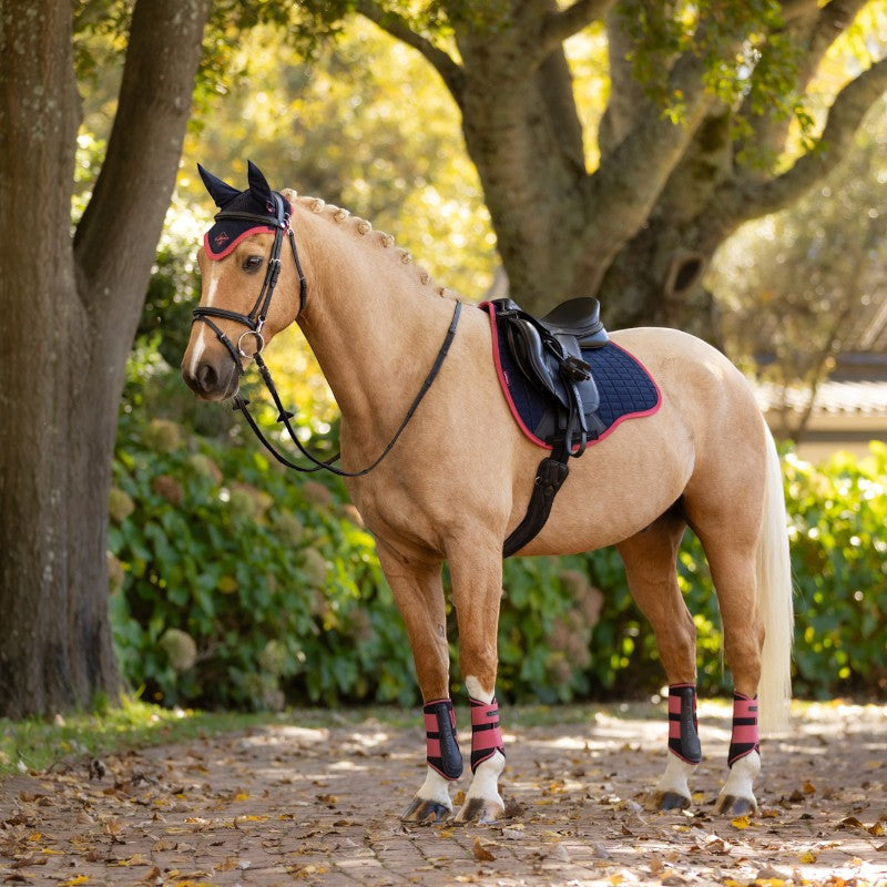 Lemieux - Tapis de selle Mixte Square suédine marine/ cranberry | - Ohlala