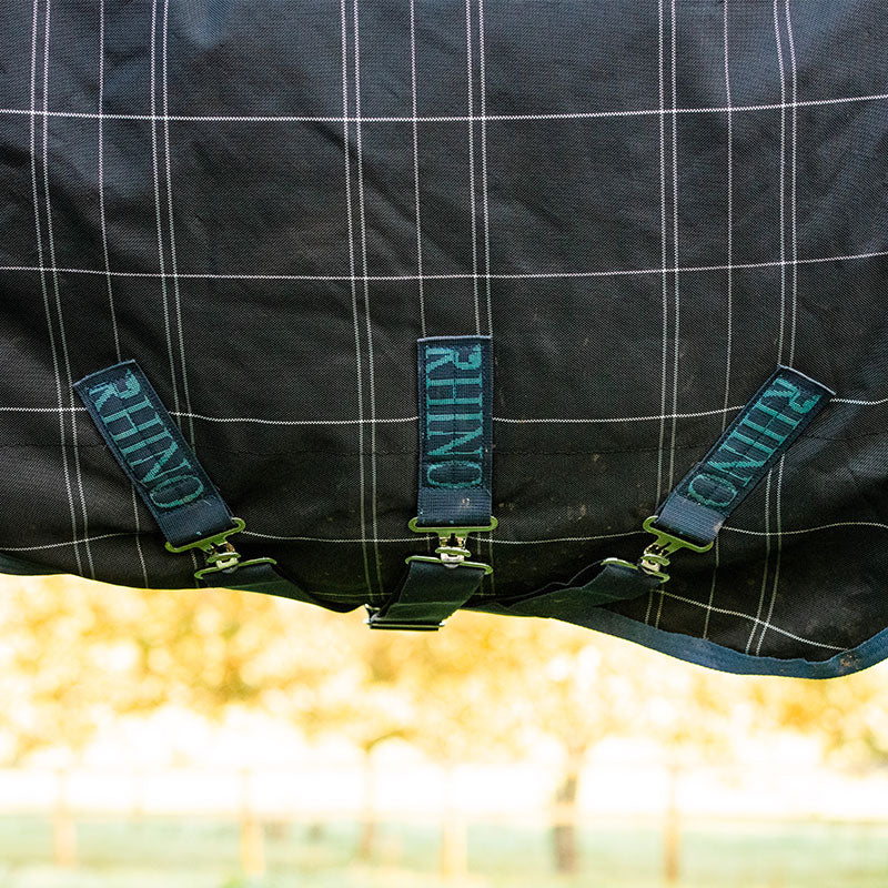 Horseware - Couverture d'extérieur Rhino Plus à carreaux marine | - Ohlala
