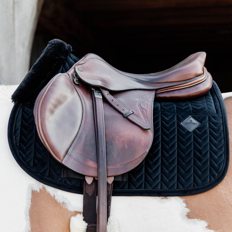 Kentucky Horsewear - Tapis de selle Skin Friendly Velvet noir | - Ohlala