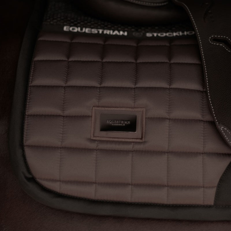 Equestrian Stockholm - Tapis de selle Sportive Mocha marron | - Ohlala