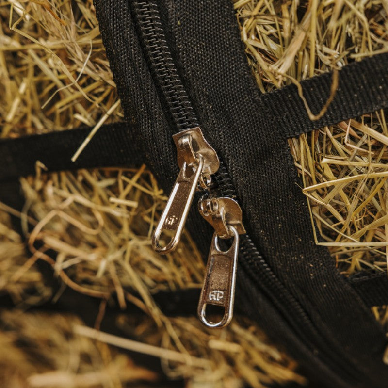 Hippotonic - Filet à foin tunnel noir | - Ohlala