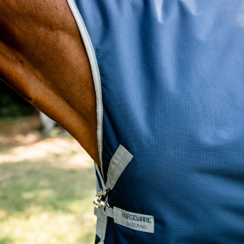 Horseware - Couverture d'extérieur Amigo Bravo 12 Wug marine/ titanium grey/ argent 400g | - Ohlala