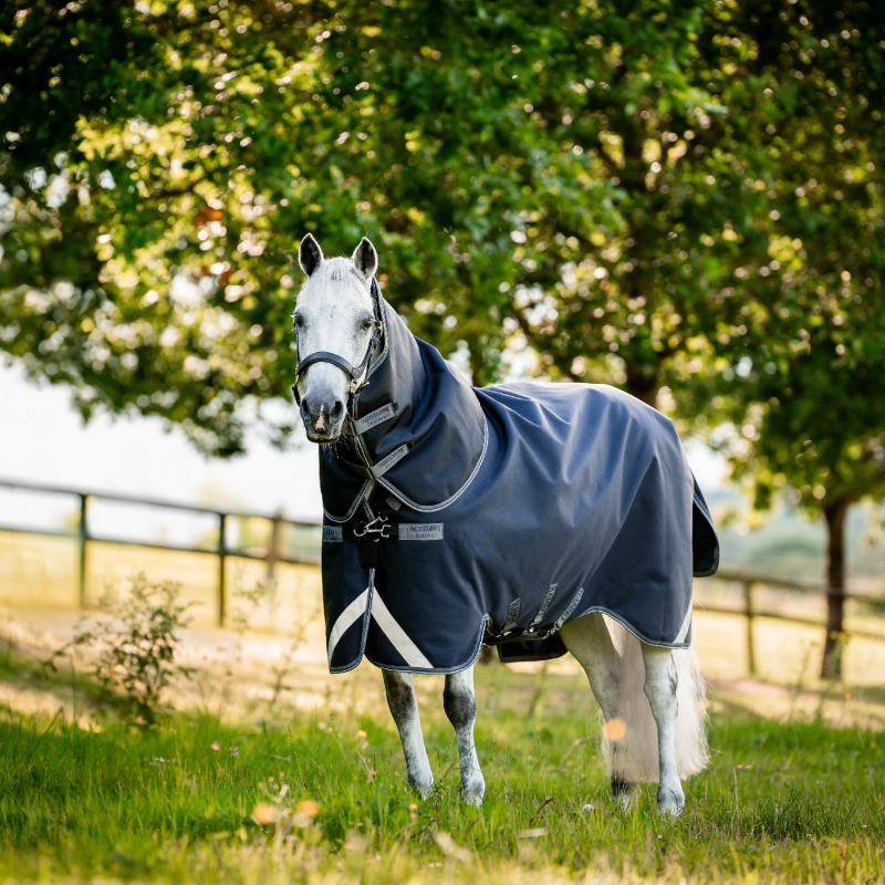 Horseware - Couverture d'extérieur Rambo Plus Turnout marine/ thunderstorm grey/ argent 100g | - Ohlala
