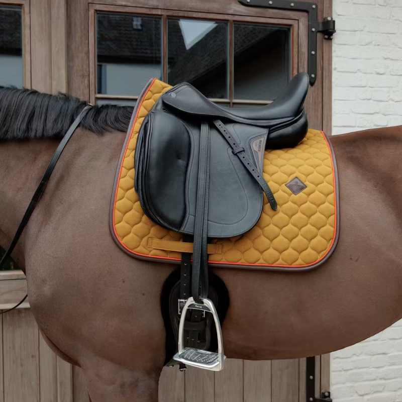 Kentucky Horsewear - Tapis de dressage Onion Quilt Leather Neon kaki | - Ohlala