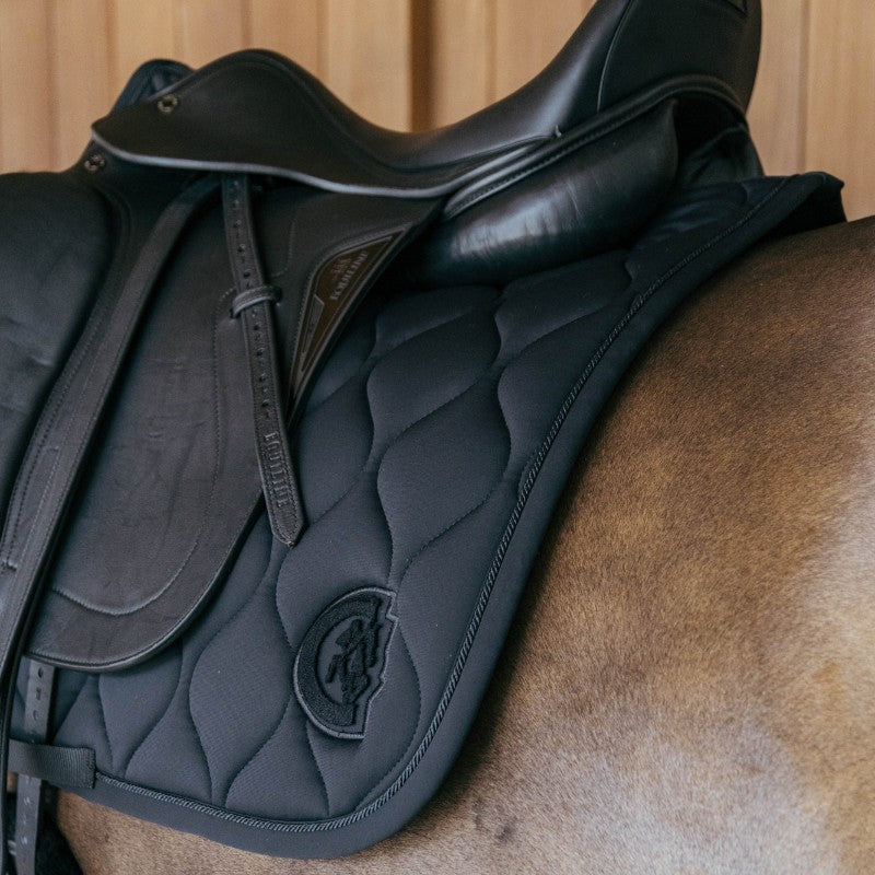 Kentucky Horsewear - Tapis de dressage Wave 3D logo noir | - Ohlala