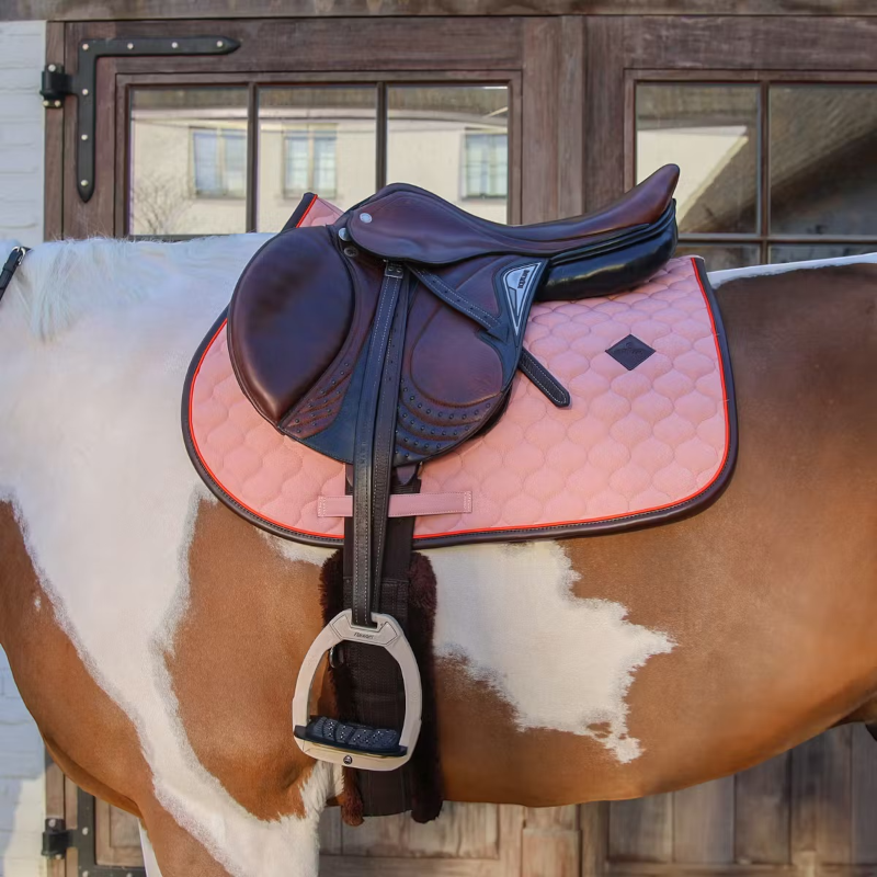 Kentucky Horsewear - Tapis de selle Onion Quilt Leather Neon vieux rose | - Ohlala