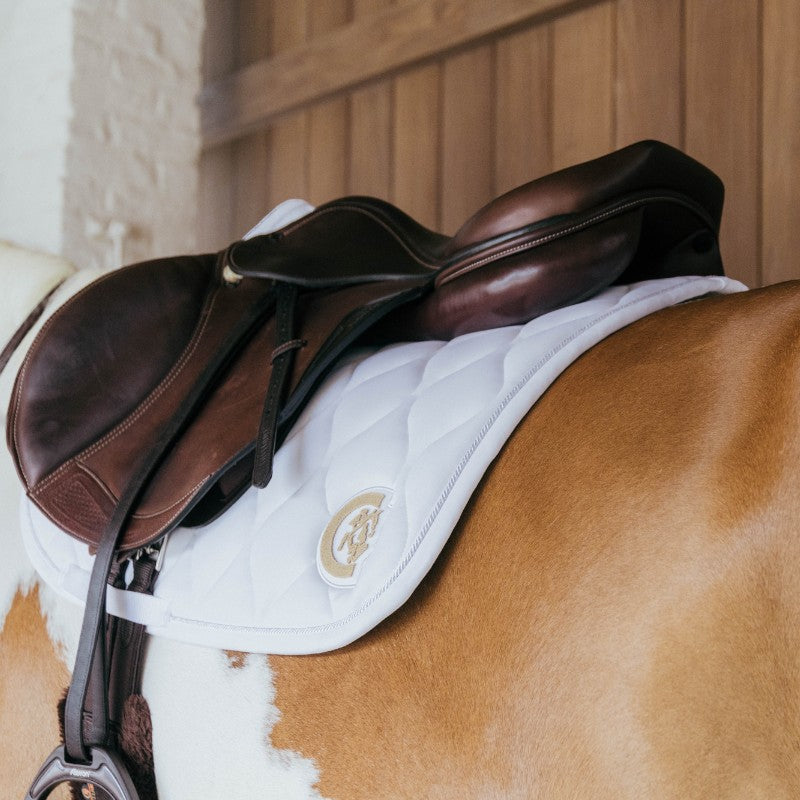 Kentucky Horsewear - Tapis de selle Wave jumping 3D logo blanc | - Ohlala