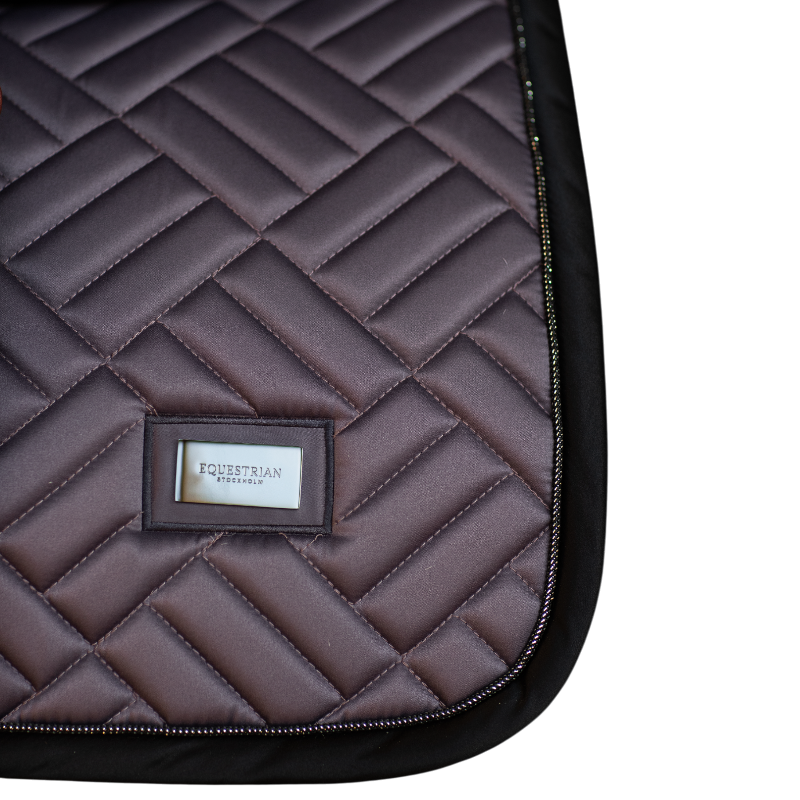 Equestrian Stockholm - Tapis de selle Modern Dark Violet | - Ohlala