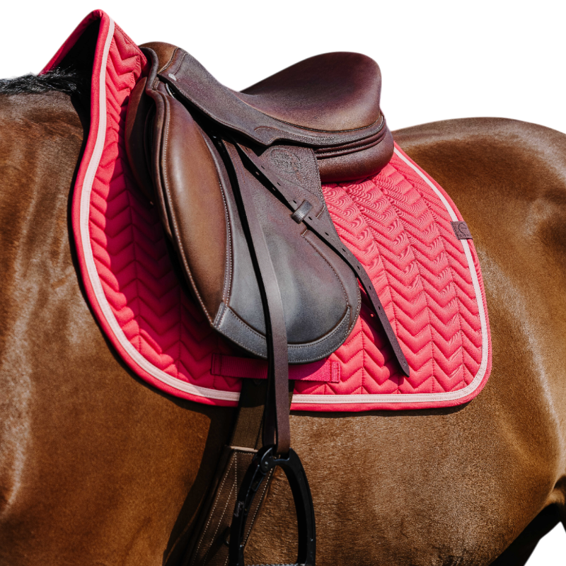 Equithème - Tapis de selle Softypop framboise | - Ohlala