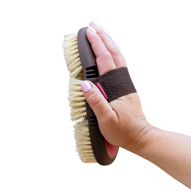 LeMieux - Brosse dur Flexi Scrubbing cranberry | - Ohlala