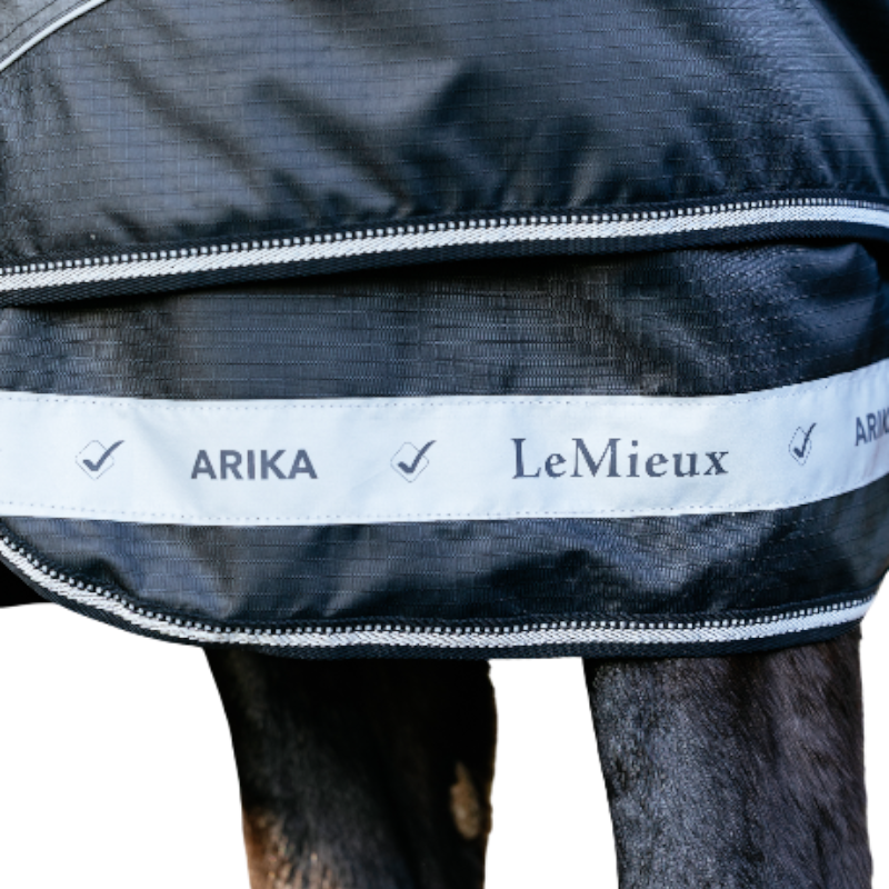LeMieux - Couverture d’extérieur réfléchissante Arika noir 100g | - Ohlala