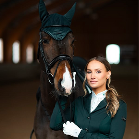 Equestrian Stockholm - Bonnet pour chevaux Dramatic Monday Modern | - Ohlala