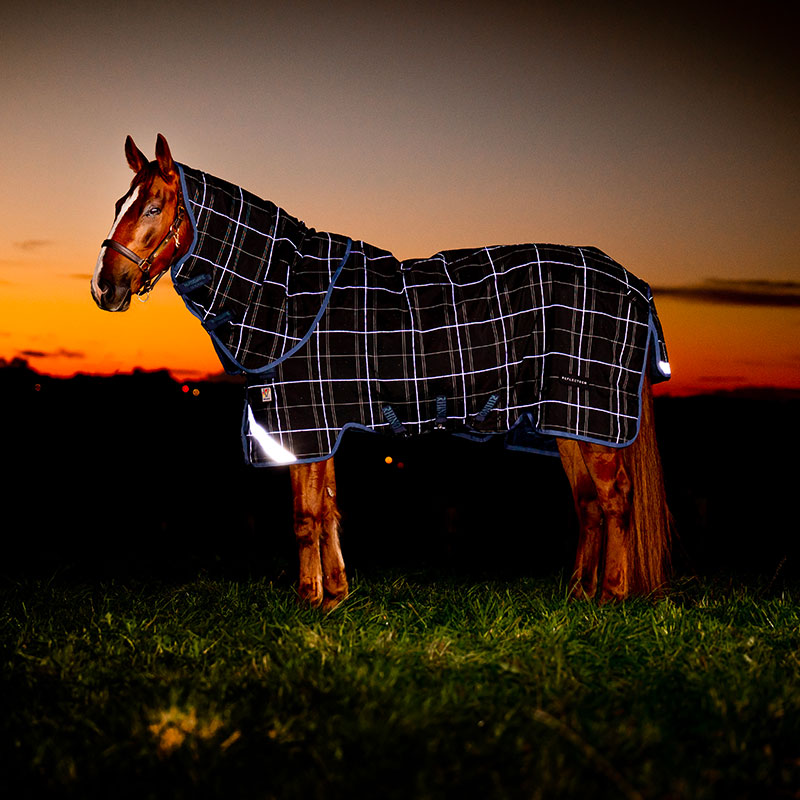 Horseware - Couverture d'extérieur Rhino Plus à carreaux marine | - Ohlala