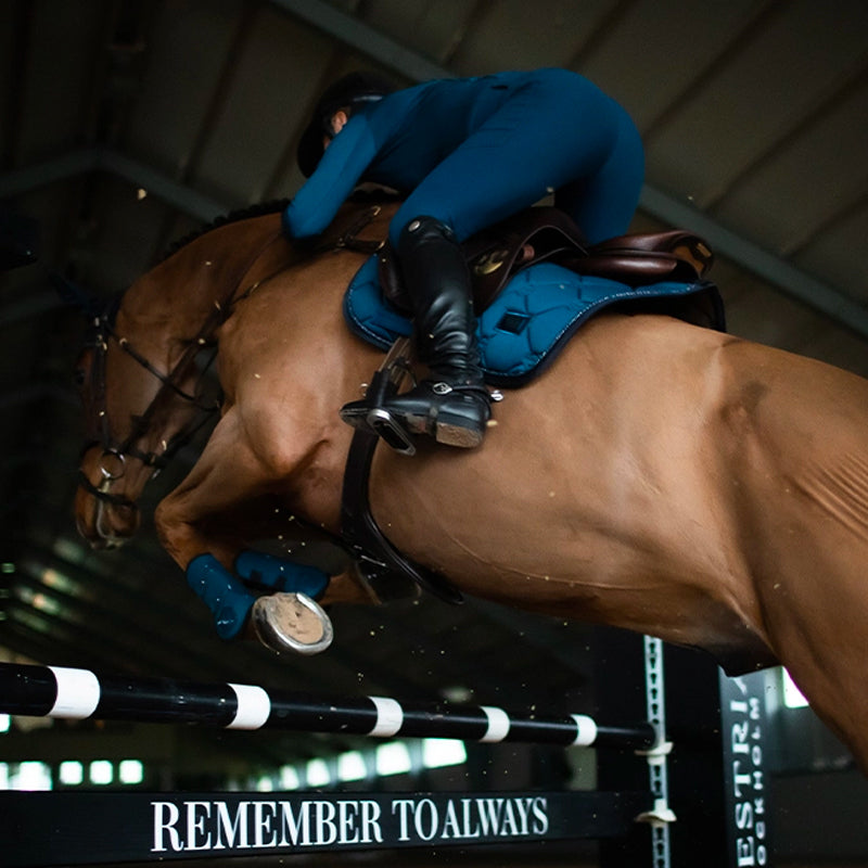 Equestrian Stockholm - Tapis de selle Bleu Meadow | - Ohlala