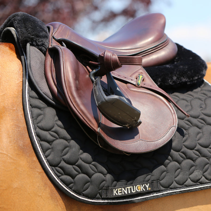 Kentucky Horsewear - Amortisseur Anatomique Absorb mouton noir | - Ohlala