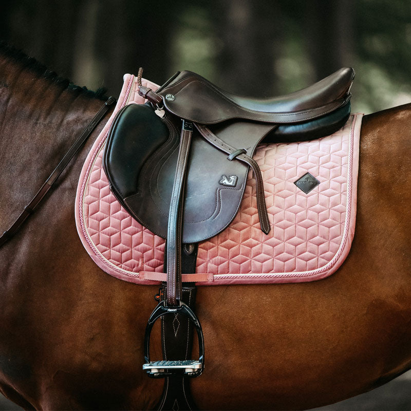 Kentucky Horsewear - Tapis de selle Velvet Jumping Vieux rose | - Ohlala