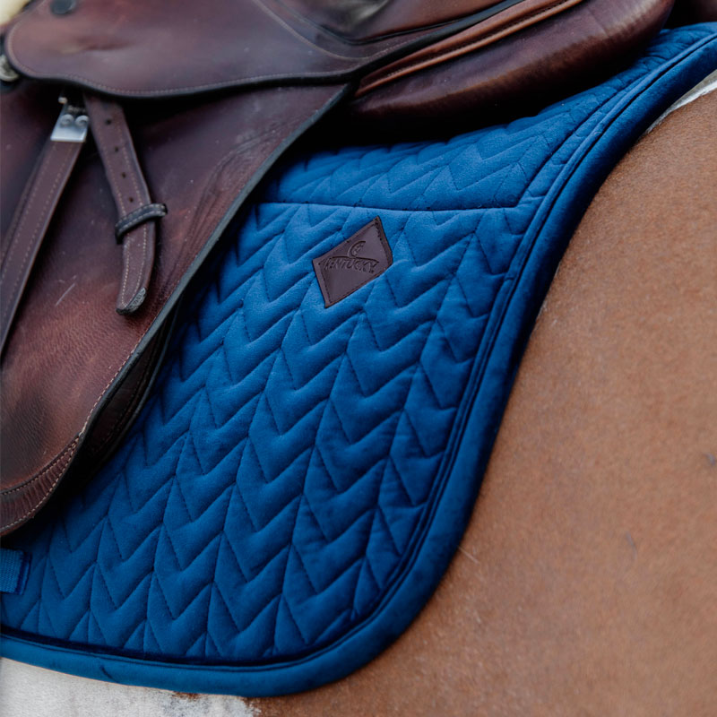 Kentucky Horsewear - Tapis de selle Skin Friendly Velvet marine | - Ohlala