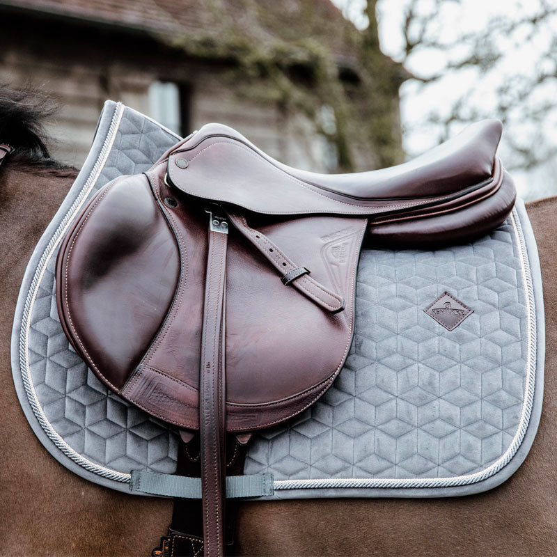 Kentucky Horsewear - Tapis de selle Basic Velvet jumping gris | - Ohlala