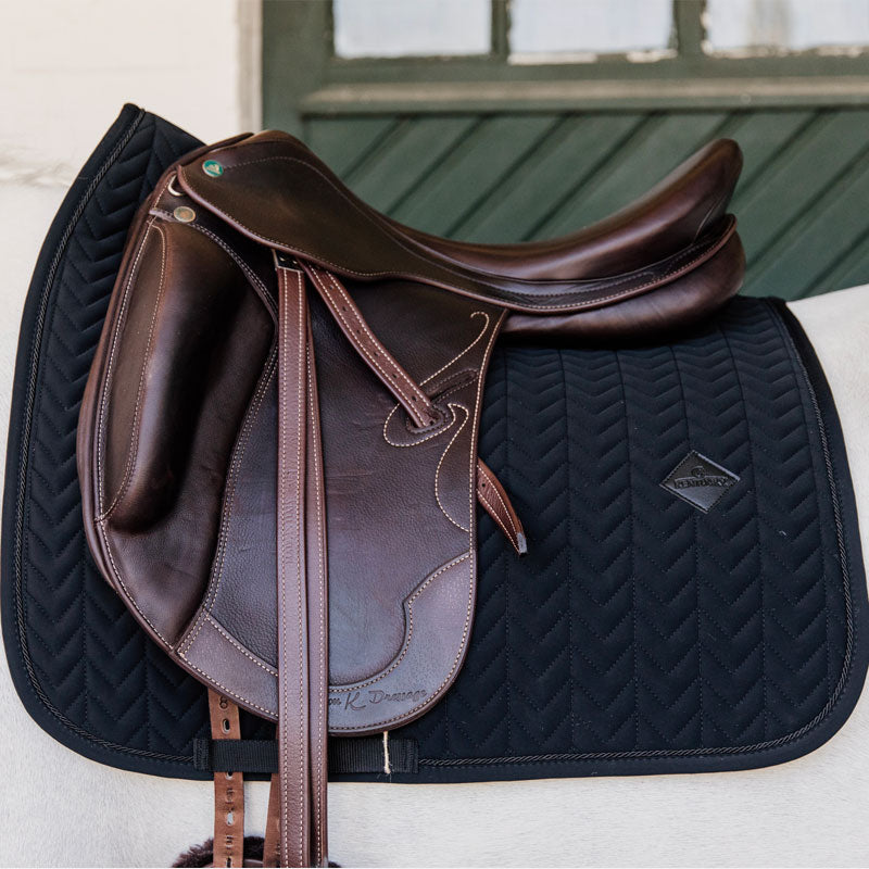 Kentucky Horsewear - Tapis de dressage Fishbone noir | - Ohlala